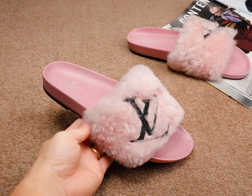 Louis Vuitton Slippers Wmns ID:20190503a306